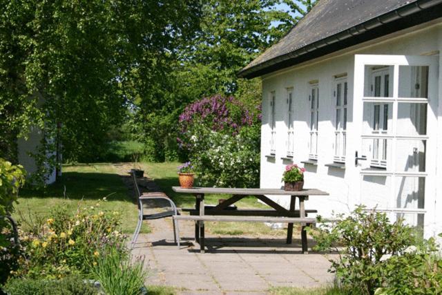 Holmehuset Bed & Breakfast คาลุนด์บอร์ก ภายนอก รูปภาพ